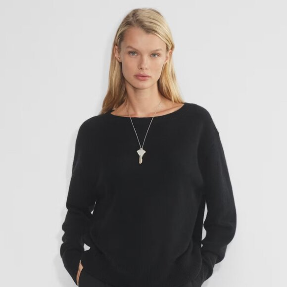 Aritzia Essential Cashmere Relaxed Boatneck Sweater in Black M - Picture 1 of 7